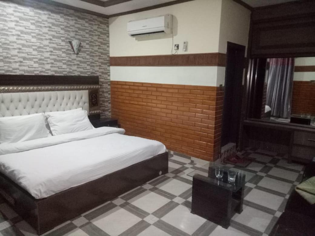 Manama Hotel Ijp Rawalpindi Eksteriør billede
